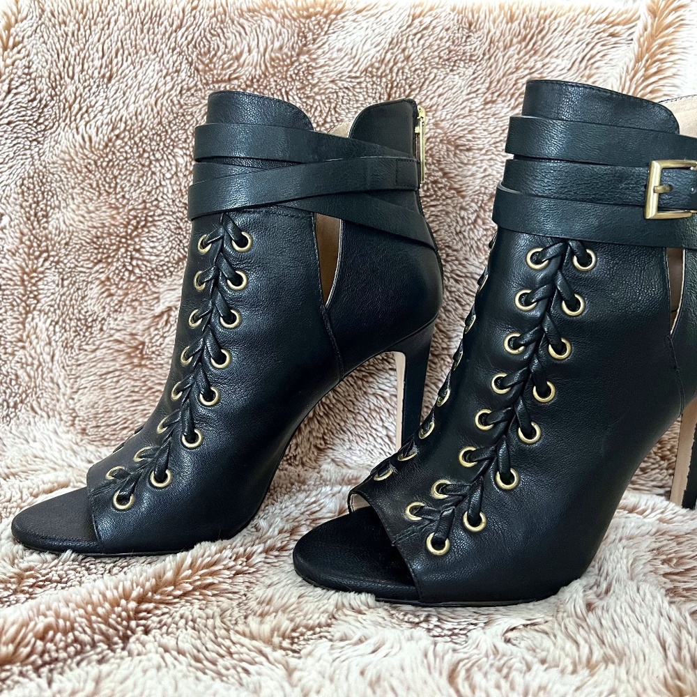 BCBGeneration Zip Ankle Boots